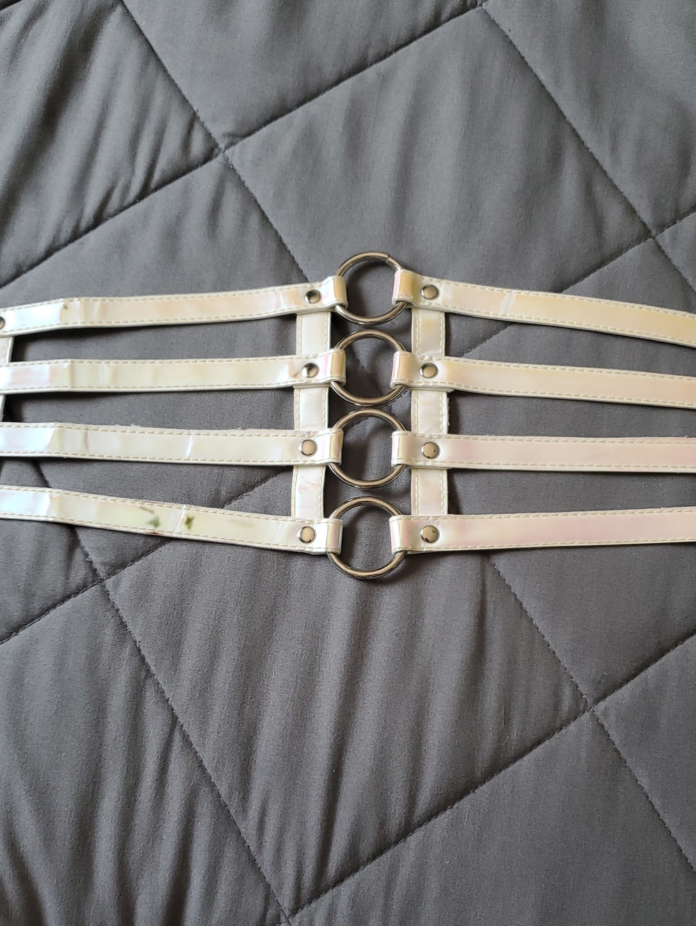 Pearlescent PVC Rave Belt - Picture 4 of 7